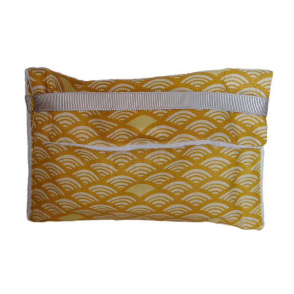 pochette imperméable jaune de transport pour savons, cousu maison