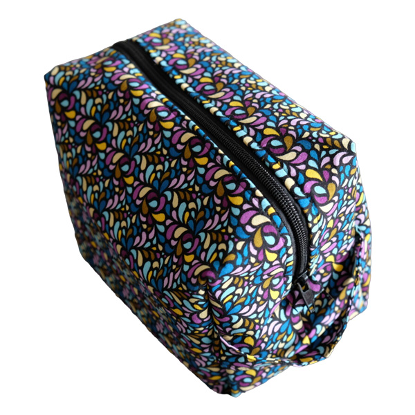 trousse de toilette cousue maison multicolore